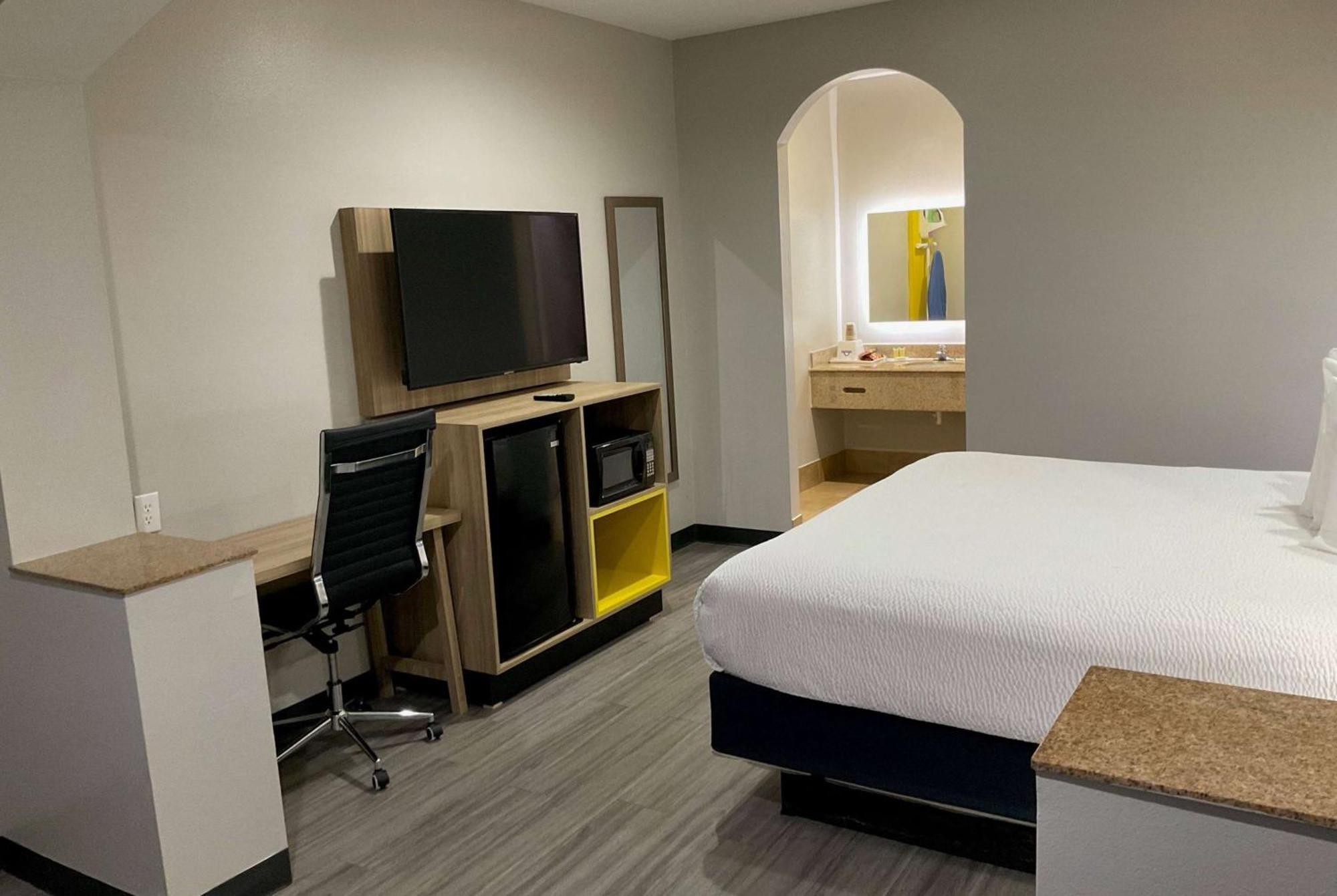Days By Wyndham Humble/houston Intercontinental Airport Hotel Humble