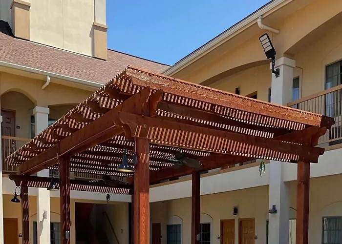 Days Inn By Wyndham Humble/Houston Intercontinental Airport