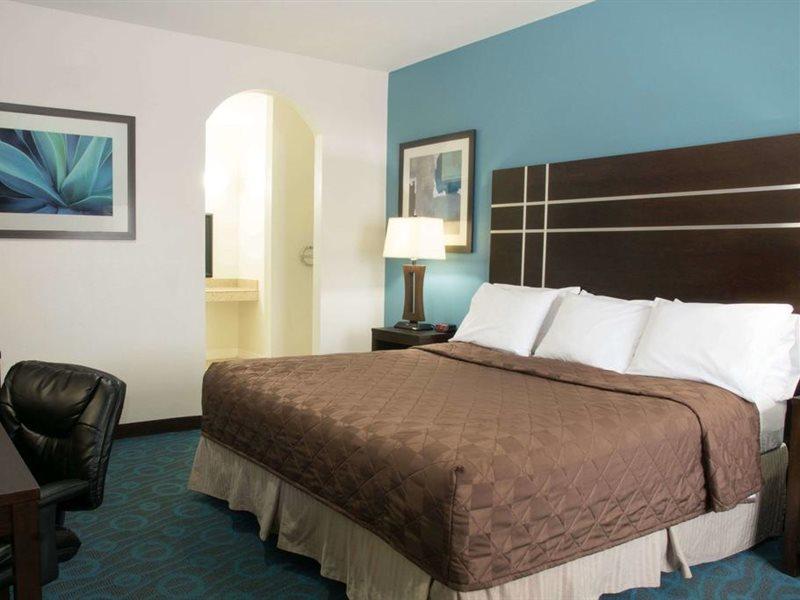 Days By Wyndham Humble/houston Intercontinental Airport 3*